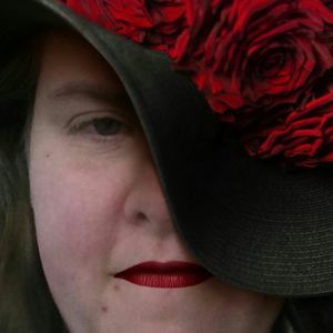 Meet your Posher, Luna